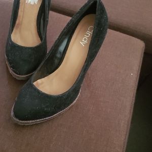 Cindy black heels